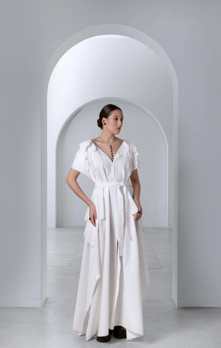 Платье с акцентными рукавами - фото 5